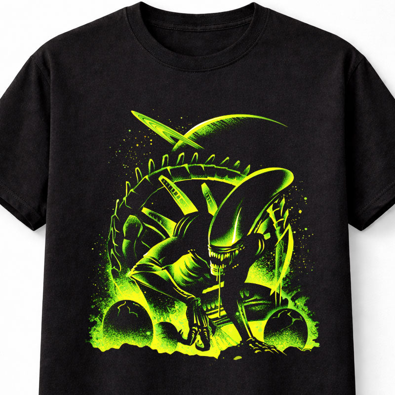 Alien Xenomorph Eggs Facehugger Sci Fi Horror Movie Adults & Kids Unisex T-Shirt