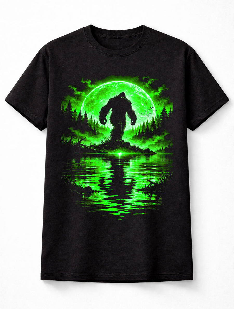 Bigfoot Moon Cryptid Sasquatch Horror Forest Graphic Unisex T-Shirt
