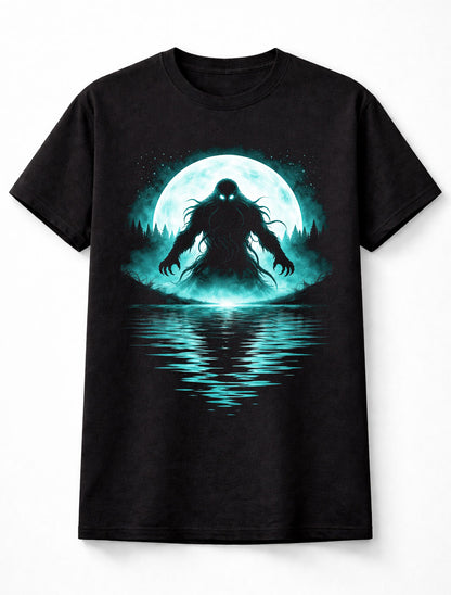 Cthulhu Cosmic Horror Lovecraft Monster Moon Graphic Unisex T-Shirt