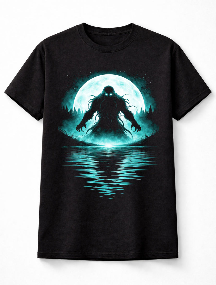 Cthulhu Cosmic Horror Lovecraft Monster Moon Graphic Unisex T-Shirt