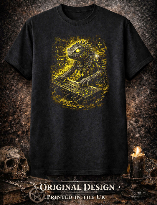 Lizard Reptile Heavy Metal Rocker Unisex Graphic T-Shirt Gothic Music Art Tee